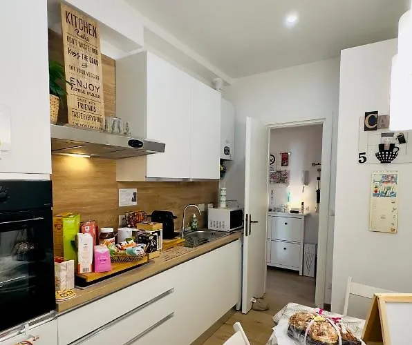 Gemelli-san Pietro-trastevere-casa Con Posto Auto Rzym